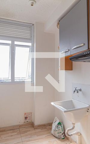 Apartamento à venda com 48m², 2 quartos e 1 vagaCozinha e área de serviço