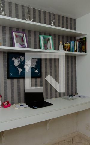 Apartamento à venda com 110m², 3 quartos e 2 vagas Apartamento à venda com 110m², 3 quartos e 2 vagasHall