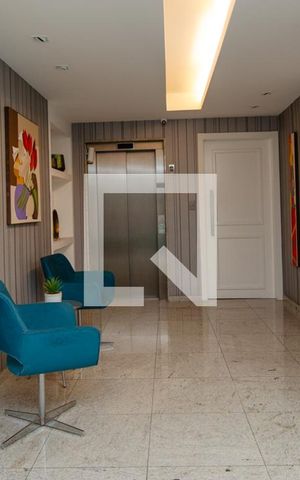 Apartamento à venda com 110m², 3 quartos e 2 vagas Apartamento à venda com 110m², 3 quartos e 2 vagasHall de entrada