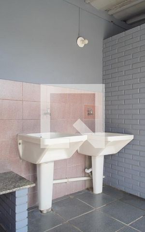 Apartamento à venda com 64m², 1 quarto e sem vagaÁrea comum - Área de serviço