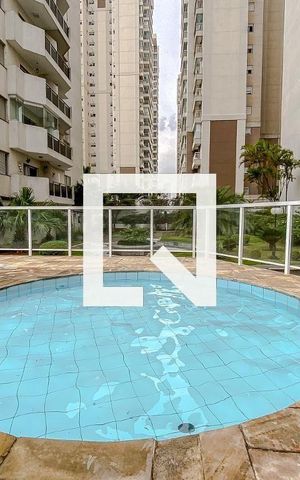 Apartamento para alugar com 86m², 3 quartos e 1 vagaPiscina