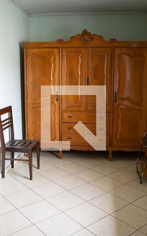 Casa à venda com 200m², 3 quartos e 2 vagasQuarto 3