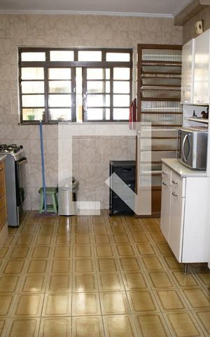 Casa à venda com 200m², 3 quartos e 2 vagasCozinha