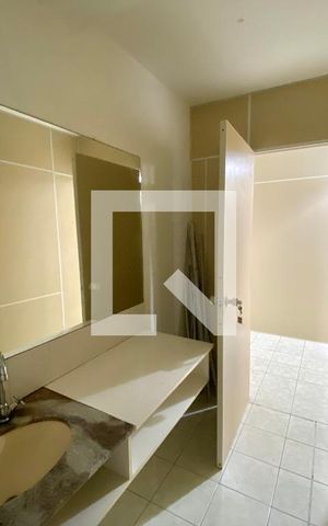 Apartamento à venda com 67m², 2 quartos e sem vaga Apartamento à venda com 67m², 2 quartos e sem vagaBanheiro 1