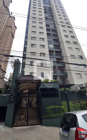 Apartamento à venda com 84m², 3 quartos e 1 vagaFachada
