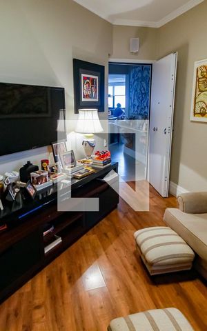 Apartamento à venda com 241m², 3 quartos e 4 vagas Apartamento à venda com 241m², 3 quartos e 4 vagasSala 4