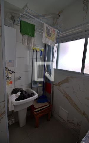 Apartamento para alugar com 60m², 2 quartos e 1 vagaÁrea de Serviço