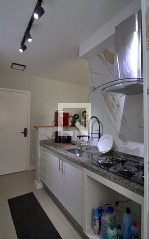 Apartamento para alugar com 60m², 2 quartos e 1 vagaCozinha