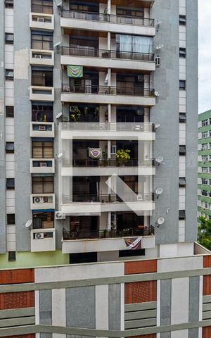 Apartamento à venda com 200m², 4 quartos e 1 vaga Apartamento à venda com 200m², 4 quartos e 1 vagaQuarto