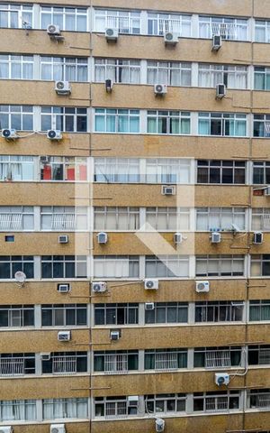 Apartamento à venda com 200m², 4 quartos e 1 vaga Apartamento à venda com 200m², 4 quartos e 1 vagaSala