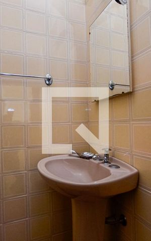 Apartamento à venda com 200m², 4 quartos e 1 vaga Apartamento à venda com 200m², 4 quartos e 1 vagaBanheiro 3