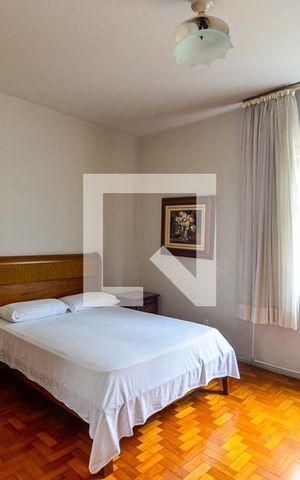 Apartamento à venda com 200m², 4 quartos e 1 vaga Apartamento à venda com 200m², 4 quartos e 1 vagaQuarto 1