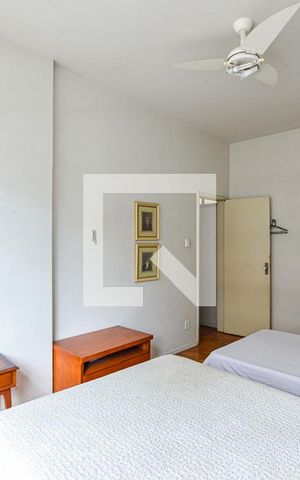 Apartamento à venda com 200m², 4 quartos e 1 vaga Apartamento à venda com 200m², 4 quartos e 1 vagaQuarto