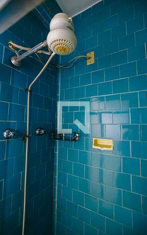 Apartamento à venda com 200m², 4 quartos e 1 vaga Apartamento à venda com 200m², 4 quartos e 1 vagaBanheiro 2