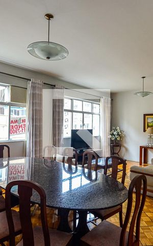 Apartamento à venda com 200m², 4 quartos e 1 vaga Apartamento à venda com 200m², 4 quartos e 1 vagaSala