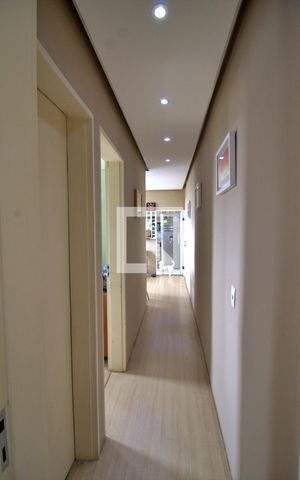 Apartamento à venda com 42m², 2 quartos e 1 vaga Apartamento à venda com 42m², 2 quartos e 1 vagaCorredor