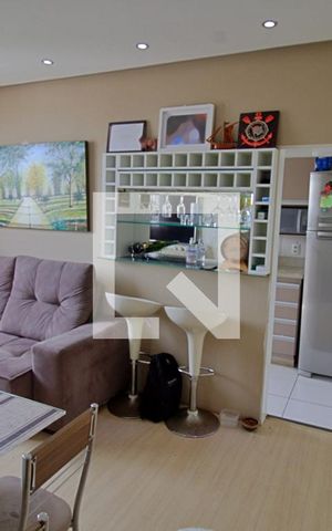 Apartamento à venda com 42m², 2 quartos e 1 vaga Apartamento à venda com 42m², 2 quartos e 1 vagaSala