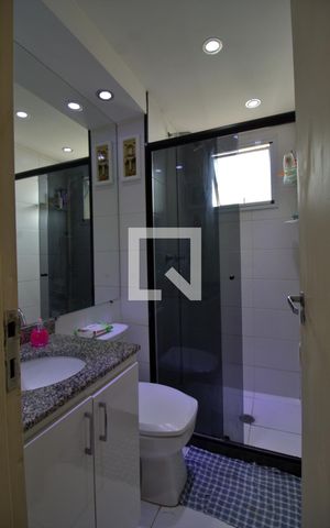 Apartamento à venda com 42m², 2 quartos e 1 vaga Apartamento à venda com 42m², 2 quartos e 1 vagaBanheiro