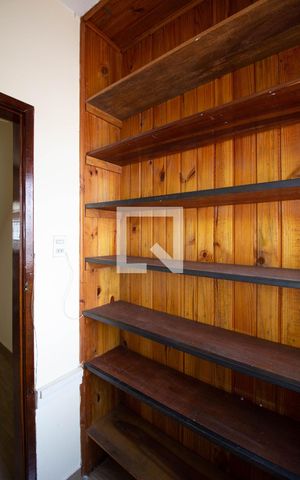 Casa à venda com 90m², 2 quartos e 1 vaga Casa à venda com 90m², 2 quartos e 1 vagaSala