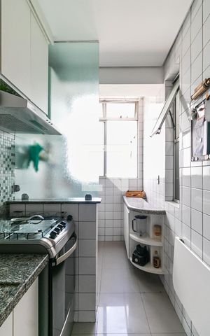 Apartamento à venda com 87m², 2 quartos e 1 vaga Apartamento à venda com 87m², 2 quartos e 1 vagaCozinha e Área de Serviço