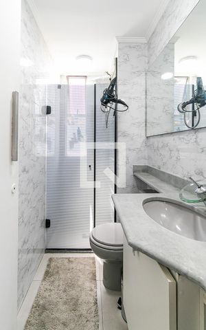 Apartamento à venda com 87m², 2 quartos e 1 vaga Apartamento à venda com 87m², 2 quartos e 1 vagaBanheiro da Suíte