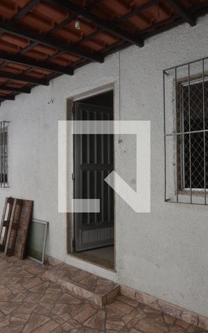 Casa para alugar com 50m², 1 quarto e sem vagaFachada