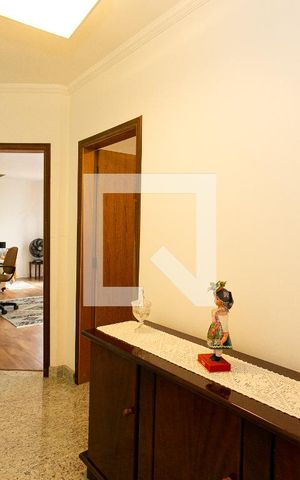 Casa à venda com 190m², 4 quartos e 2 vagasCorredor dos Quartos