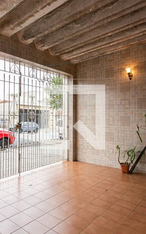 Casa à venda com 190m², 4 quartos e 2 vagasGaragem
