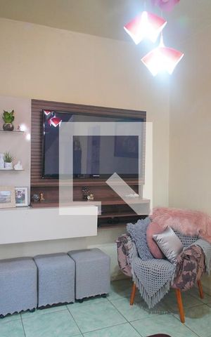Casa à venda com 180m², 2 quartos e sem vagaSala