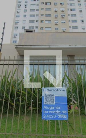 Apartamento para alugar com 66m², 2 quartos e 1 vagaFachada