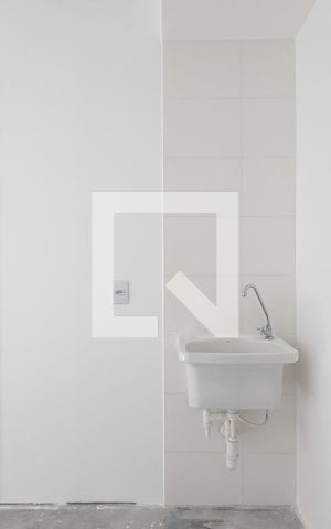 Apartamento à venda com 27m², 1 quarto e sem vagaÁrea de Serviço