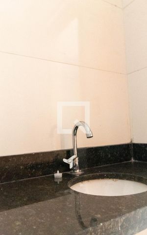 Apartamento à venda com 50m², 2 quartos e sem vaga Apartamento à venda com 50m², 2 quartos e sem vagaBanheiro