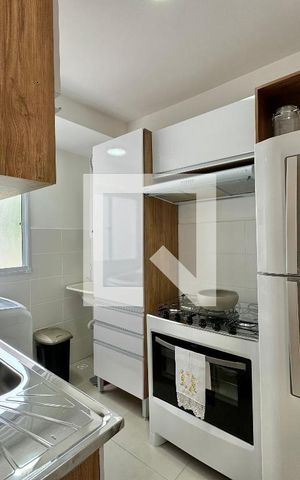 Apartamento para alugar com 48m², 2 quartos e 1 vaga Apartamento para alugar com 48m², 2 quartos e 1 vagaCozinha e Área de Serviço