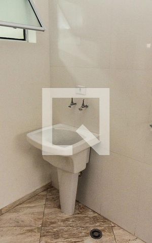 Apartamento à venda com 38m², 2 quartos e sem vaga Apartamento à venda com 38m², 2 quartos e sem vagaÁrea de Serviço