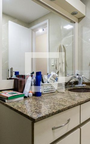 Apartamento à venda com 118m², 3 quartos e 1 vagaBanheiro