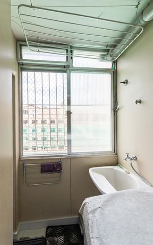 Apartamento à venda com 118m², 3 quartos e 1 vagaÁrea de Serviço