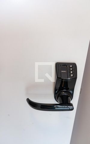 Apartamento para alugar com 26m², 1 quarto e sem vaga Apartamento para alugar com 26m², 1 quarto e sem vagaDetalhe porta