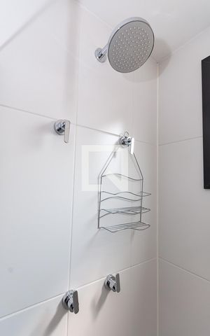 Apartamento para alugar com 26m², 1 quarto e sem vaga Apartamento para alugar com 26m², 1 quarto e sem vagaBanheiro