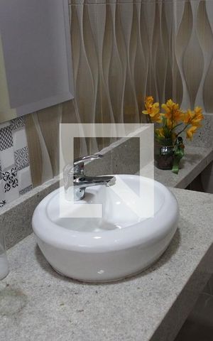 Casa à venda com 230m², 3 quartos e 5 vagasBanheiro