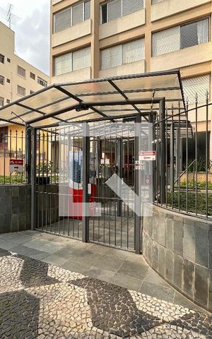 Apartamento à venda com 75m², 2 quartos e 1 vagaFachada