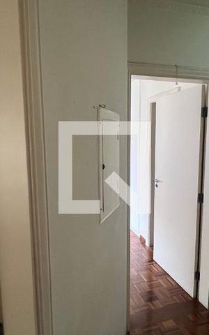 Apartamento à venda com 218m², 3 quartos e 2 vagas Apartamento à venda com 218m², 3 quartos e 2 vagasQuartos