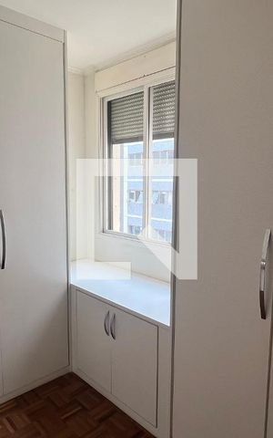 Apartamento à venda com 218m², 3 quartos e 2 vagas Apartamento à venda com 218m², 3 quartos e 2 vagasCloset da suíte 2