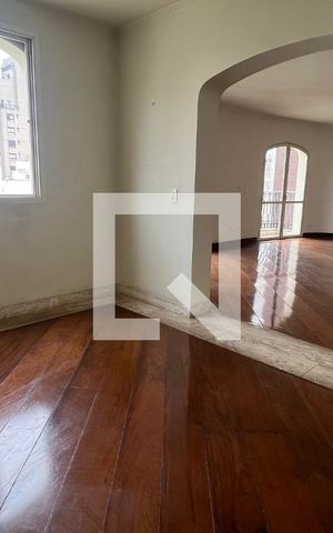 Apartamento à venda com 218m², 3 quartos e 2 vagas Apartamento à venda com 218m², 3 quartos e 2 vagasSala de Jantar