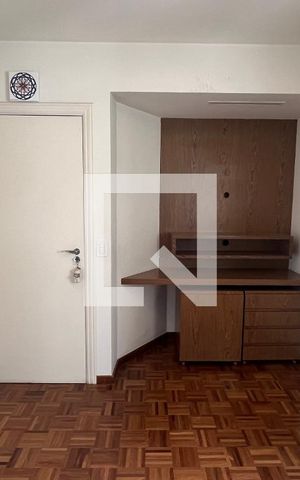 Apartamento à venda com 218m², 3 quartos e 2 vagas Apartamento à venda com 218m², 3 quartos e 2 vagasSuite 1