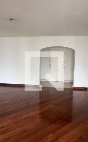 Apartamento à venda com 218m², 3 quartos e 2 vagas Apartamento à venda com 218m², 3 quartos e 2 vagasSala