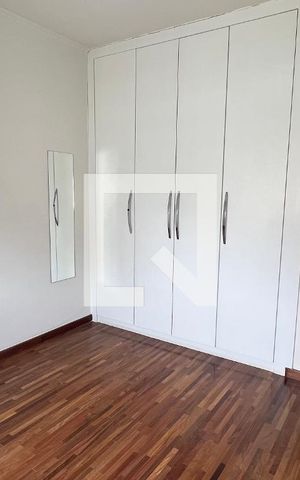 Apartamento à venda com 218m², 3 quartos e 2 vagas Apartamento à venda com 218m², 3 quartos e 2 vagasQuarto