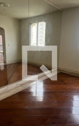 Apartamento à venda com 218m², 3 quartos e 2 vagas Apartamento à venda com 218m², 3 quartos e 2 vagasSala de Jantar