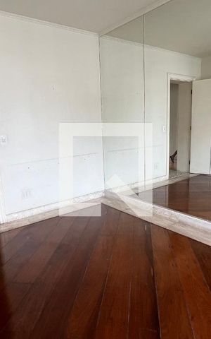 Apartamento à venda com 218m², 3 quartos e 2 vagas Apartamento à venda com 218m², 3 quartos e 2 vagasSala de Jantar