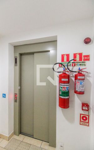 Apartamento à venda com 51m², 2 quartos e 1 vaga Apartamento à venda com 51m², 2 quartos e 1 vagaEntrada
