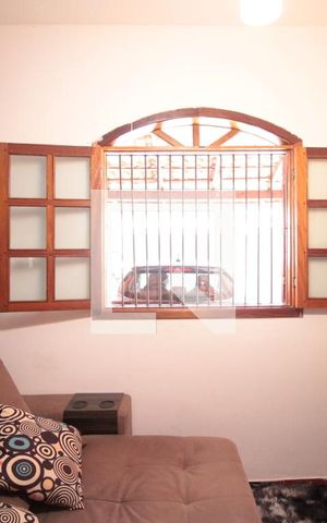 Casa para alugar com 90m², 2 quartos e 1 vagaSala
